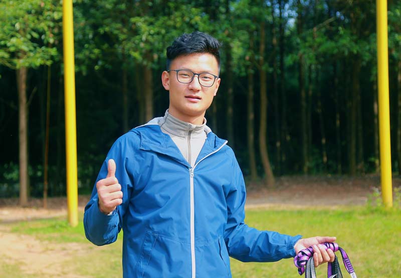李建(jian).jpg